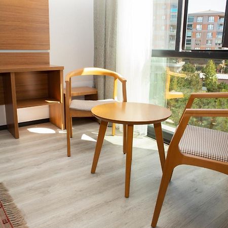 טקירדג Business Express Hotel מראה חיצוני תמונה