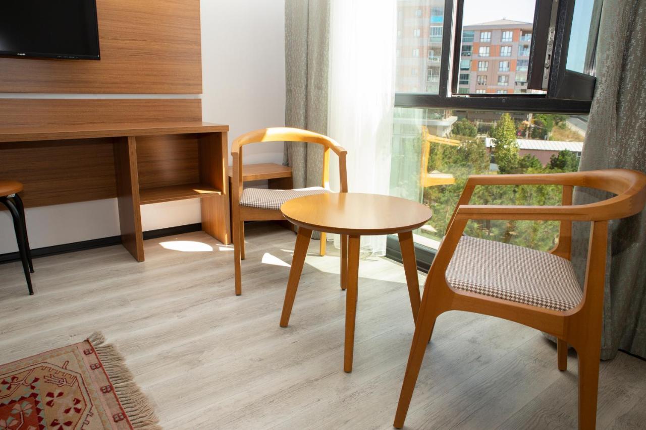 טקירדג Business Express Hotel מראה חיצוני תמונה